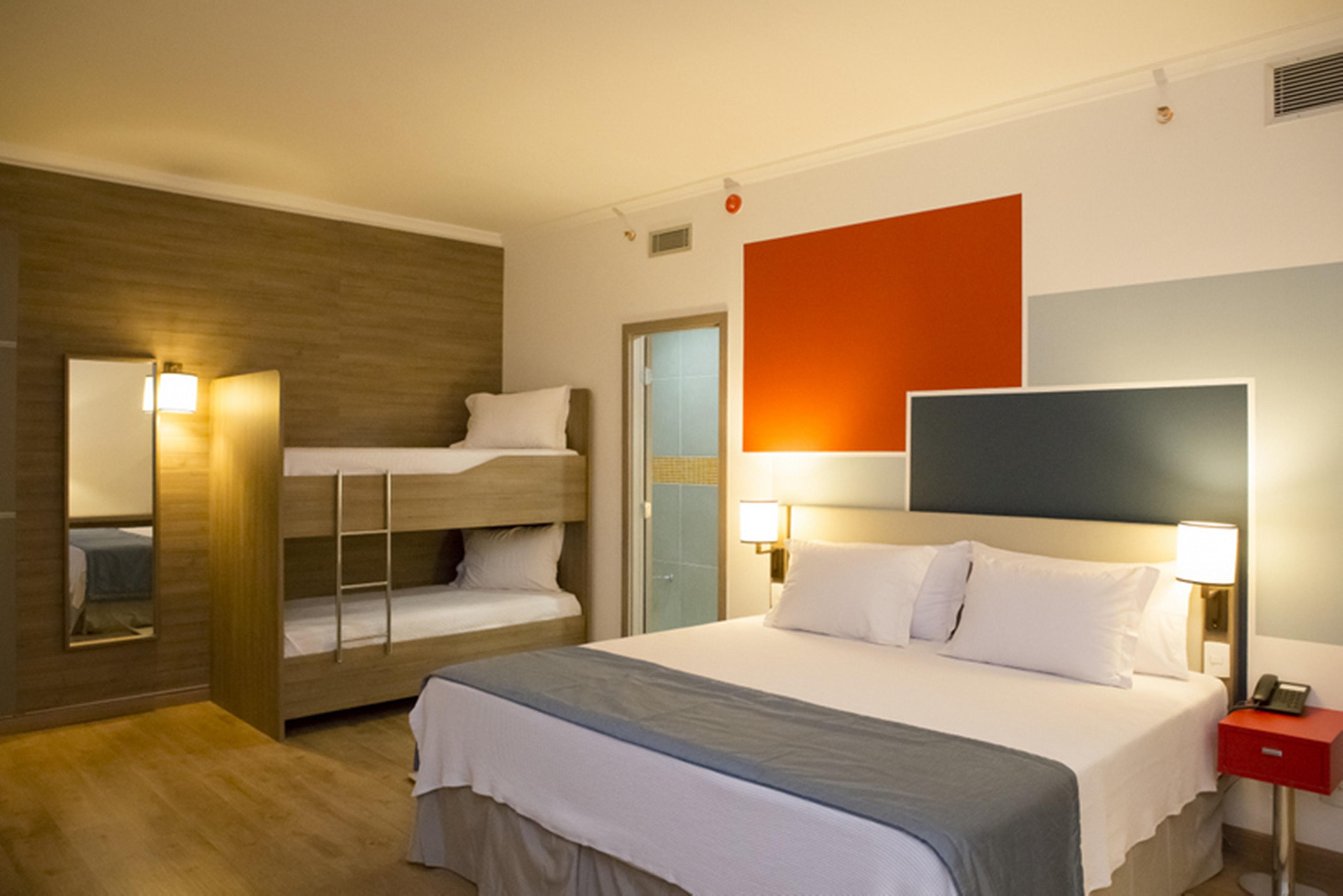 Tryp By Wyndham Ribeirao Preto Hotell Exteriör bild Family room