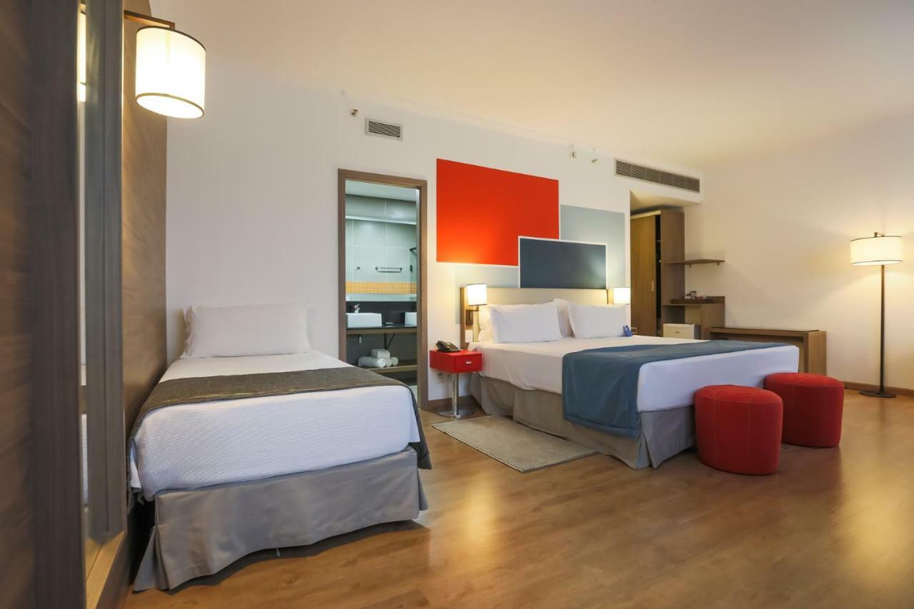 Tryp By Wyndham Ribeirao Preto Hotell Exteriör bild A room at the hotel