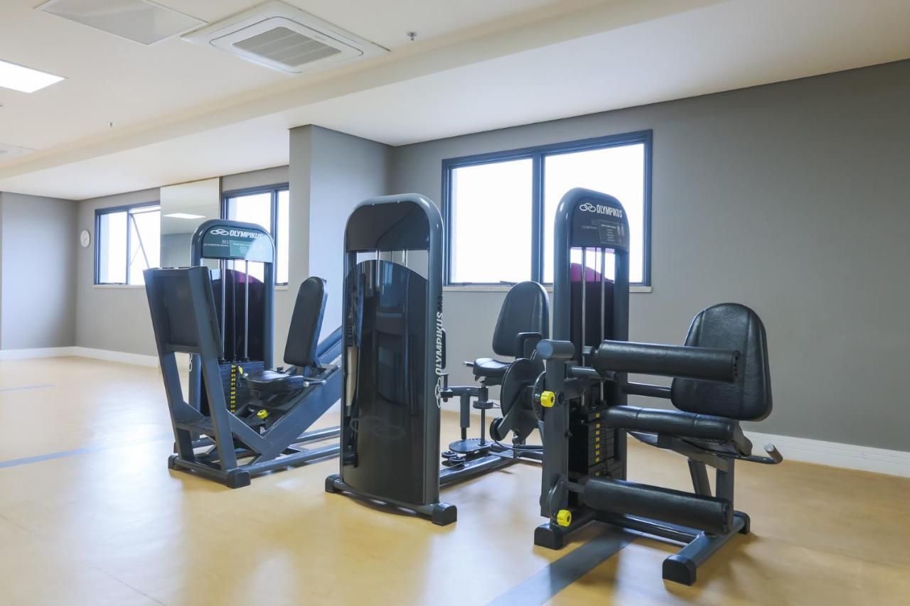 Tryp By Wyndham Ribeirao Preto Hotell Exteriör bild Leg press and leg curl machines